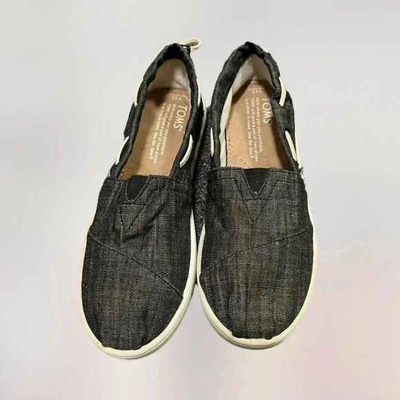 Toms Other - 🖤 Toms size 2.5Y SOFT denim slip-ons